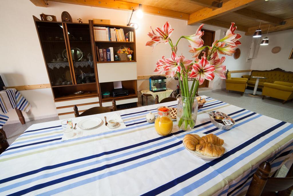 Acqua Di Mare Bed & Breakfast Locogrande Bagian luar foto