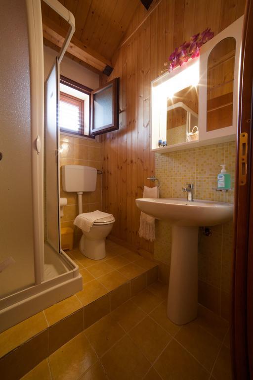 Acqua Di Mare Bed & Breakfast Locogrande Ruang foto