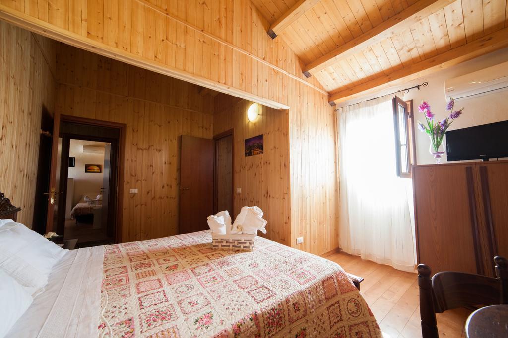 Acqua Di Mare Bed & Breakfast Locogrande Bagian luar foto