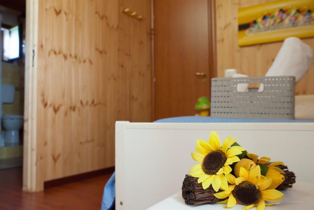 Acqua Di Mare Bed & Breakfast Locogrande Bagian luar foto