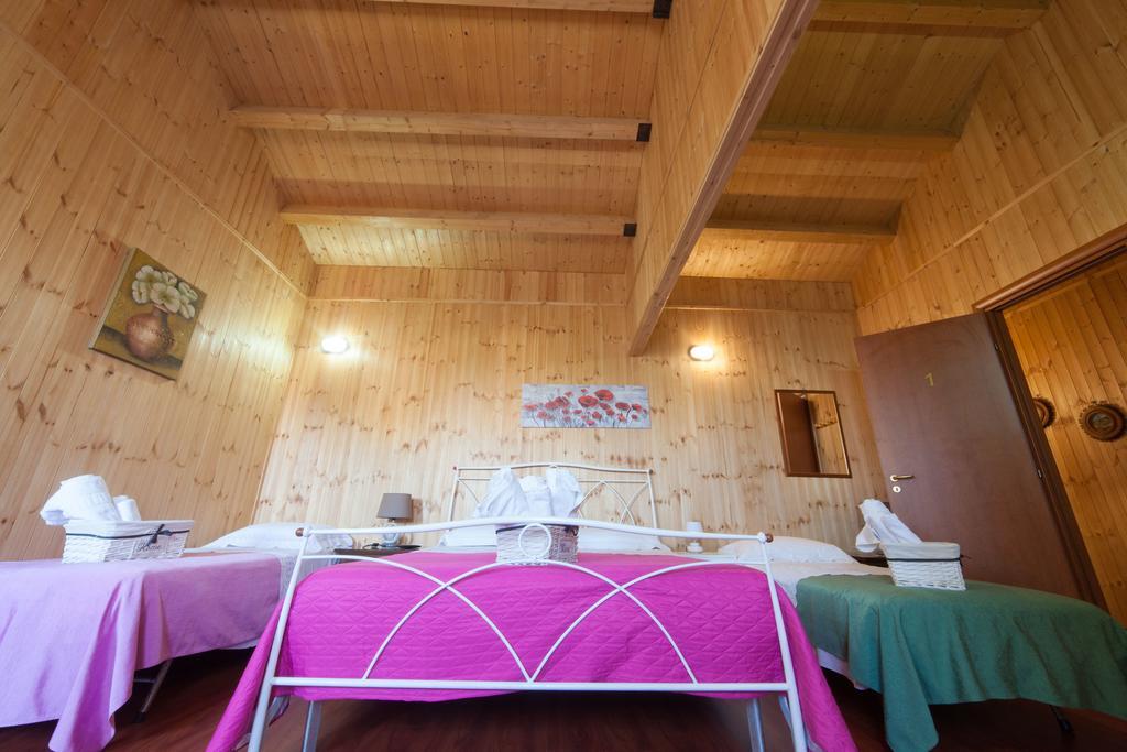 Acqua Di Mare Bed & Breakfast Locogrande Bagian luar foto